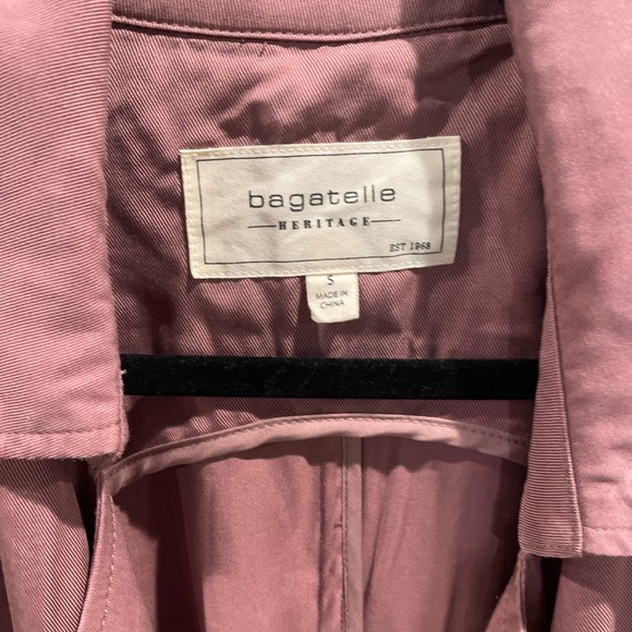 Trench - Picture 3 of 3